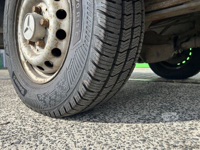 Radna platforma montirana na kamionu MERCEDES-BENZ Spinter 311 / Teupen EURO B 25 T