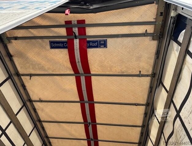 Open oplegger met zeil Schmitz Cargobull 3 achs Tautl 385/65 UNFALL Portal 2xLift