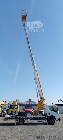 Laatikkoauto Renault Maxity Multitel MT202DS - 20m - 200 kg