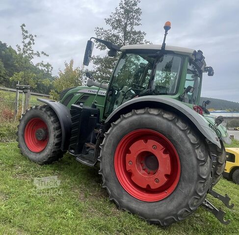 Traktor Fendt 724 Vario