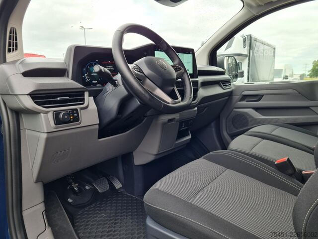 Slēgtais furgons VW T7 Transporter Kasten L2 4MOTION AHK KAMERA
