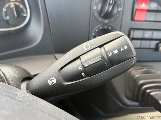 Навантажувальна платформа Mercedes-Benz Atego 1223 4x2 Pritsche mit Heckladekran ATLAS