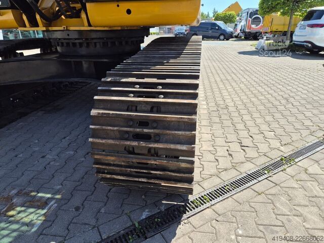 Raupenbagger Caterpillar 330D2 L - 3 BUCKETS - GPS