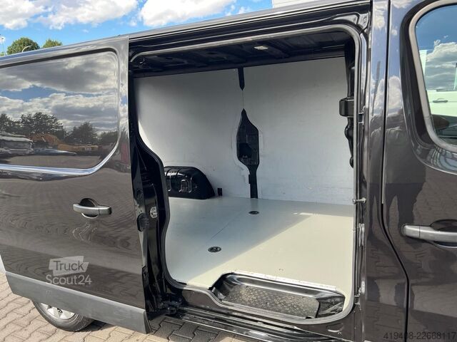 Slēgtais furgons Renault Trafic 2.0 DCi 120 / L2H1 / Long / Unique!