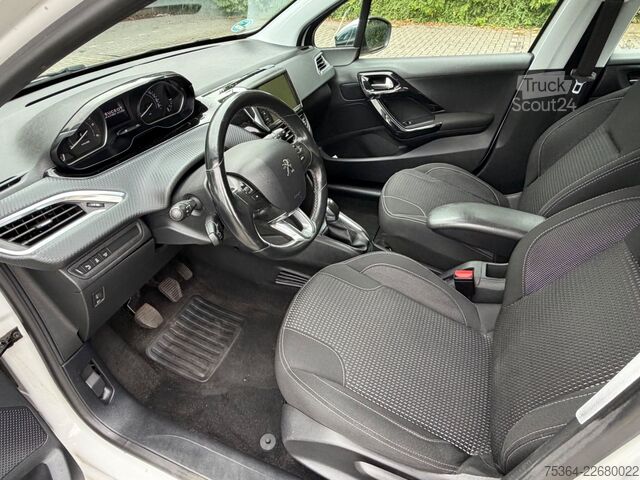 Skåpbil PEUGEOT 208 1.6 Active BlueHDi 100 STOP & START