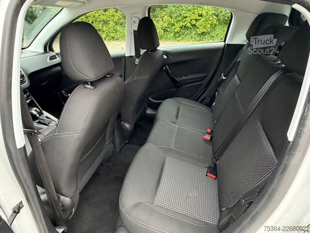 Skåpbil PEUGEOT 208 1.6 Active BlueHDi 100 STOP & START