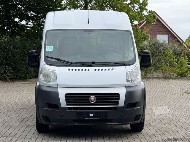 Minibussi FIAT Ducato 2.3 Multijet Maxi 5 Sitze Rollstullift