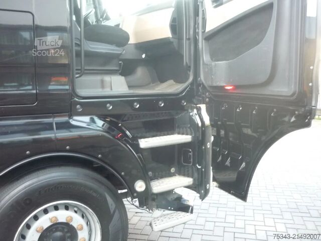 Standard-SZM MAN TGX 18.500