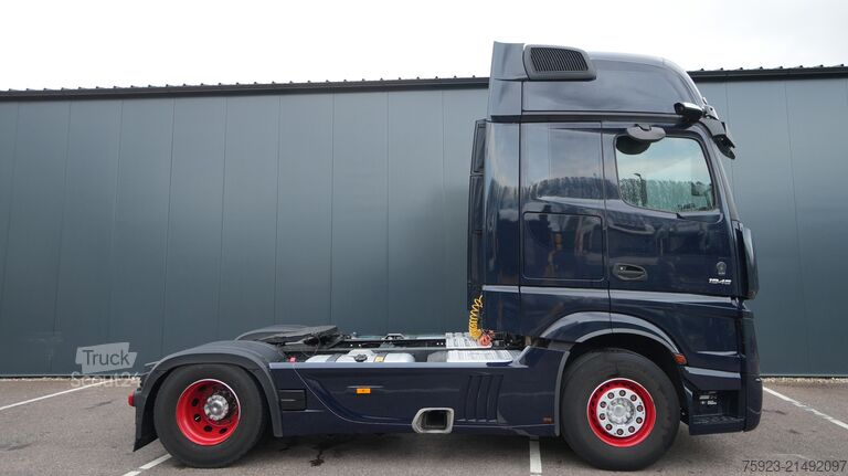 Standaard-SZM Mercedes-Benz Actros 1945 GigaSpace tractor unit