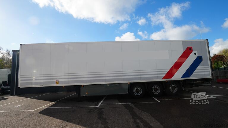 Refrigerated/frozen transport Schmitz Cargobull Bi-temperature refrigerated trailer