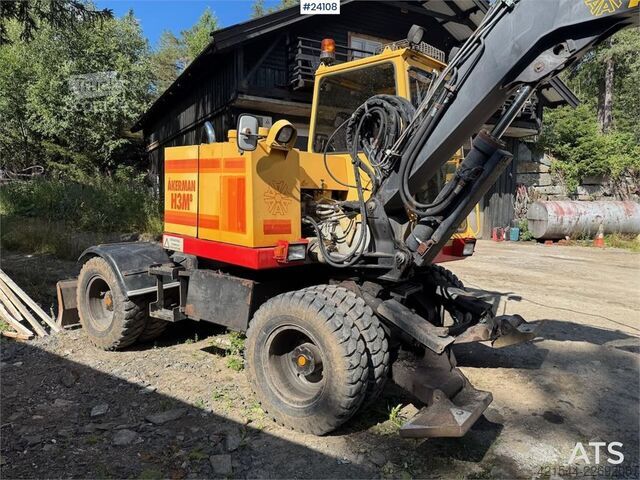Mobiele graafmachine Åkerman H3M Wheeled Excavator – Tiltrotator and Bucket