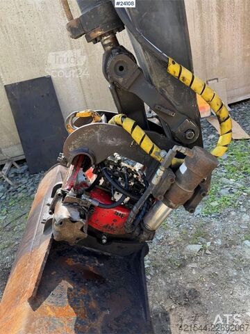 Колесен багер Åkerman H3M Wheeled Excavator – Tiltrotator and Bucket