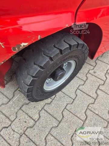Viljuškar sa prednjim utovarivačem Manitou MI 25 D