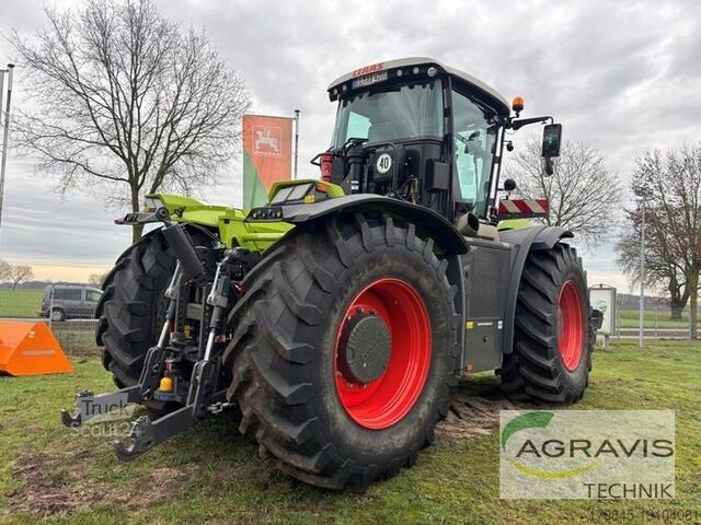 Traktor Claas XERION 4200 TRAC VC