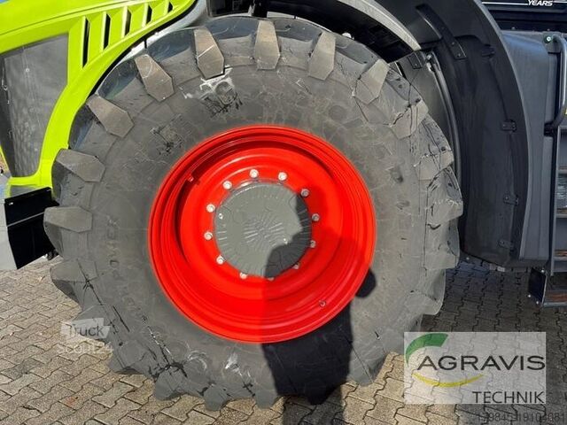 Traktor Claas XERION 4200 TRAC VC