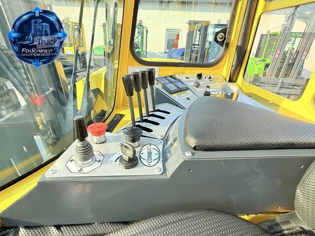 чотири-напрямний навантажувач Combilift C3000XL GAS DUPLEX 4550 FORK POSITIONER