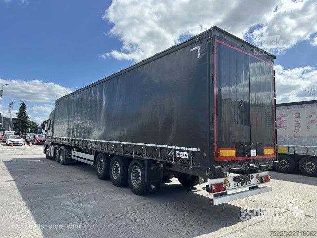 Semirimorchio con telone Schmitz Cargobull Curtainsider Standard