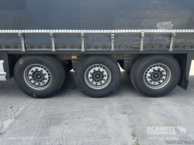 Semirimorchio con telone Schmitz Cargobull Curtainsider Standard