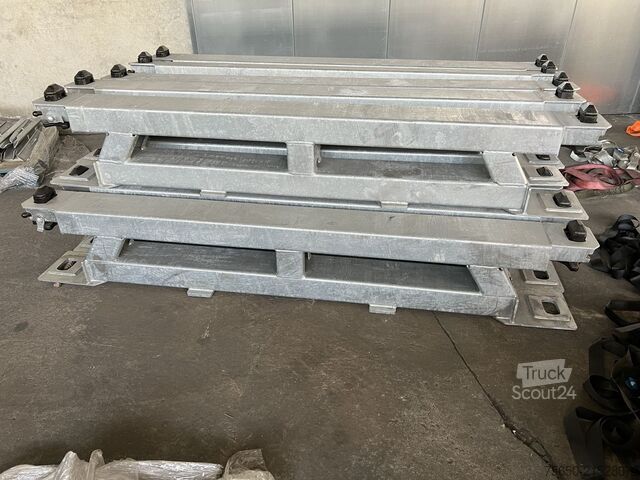 Low loader semitrailer Müller Mitteltal Ausgleichsbock für Satteltieflader incl. Conatinerverschlüssen