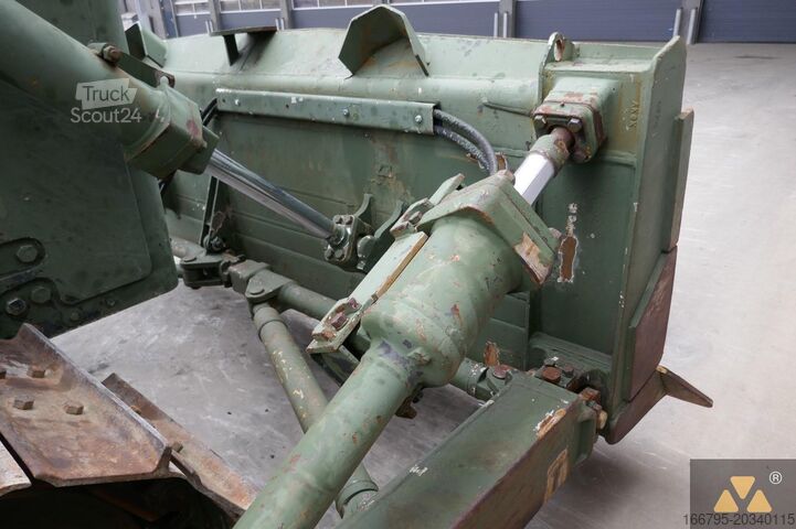 Buldozeris Caterpillar D7G Ex-army
