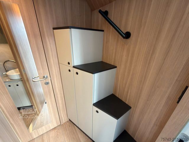 Liellopu pārvadāšanas kravas automašīna MERCEDES-BENZ Actros 2651 STX Pop-Out, Pop-Up. u. Wohntrailer