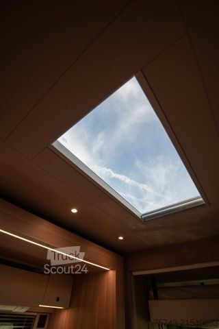 Liellopu pārvadāšanas kravas automašīna MERCEDES-BENZ Actros 2651 STX Pop-Out, Pop-Up. u. Wohntrailer