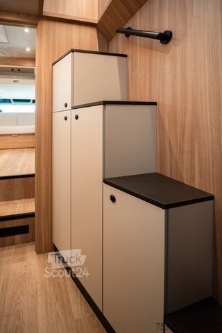 Liellopu pārvadāšanas kravas automašīna MERCEDES-BENZ Actros 2651 STX Pop-Out, Pop-Up. u. Wohntrailer