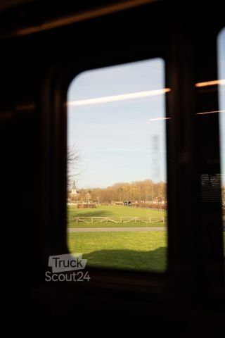 Liellopu pārvadāšanas kravas automašīna MERCEDES-BENZ Actros 2651 STX Pop-Out, Pop-Up. u. Wohntrailer