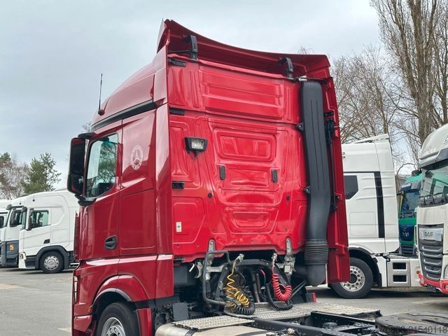 Volume trekker MERCEDES-BENZ Actros 1845 X-LOW Retarder 2Tanks ACC