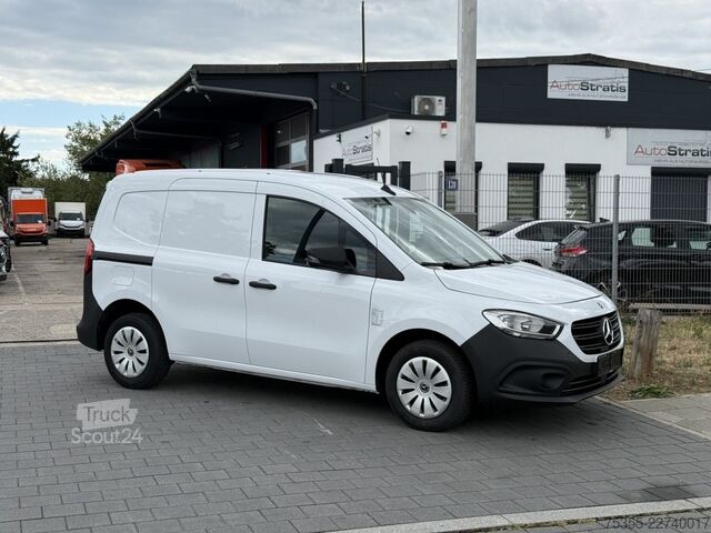 Bestelwagen MERCEDES-BENZ Citan 110 CDI Klima Tempomat Parktronic Sitzheiz