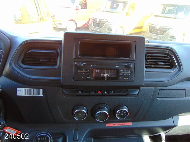 Dubă cu acoperiș înalt RENAULT Master 2.3 dCi 135 L3H2 -Kamera-
