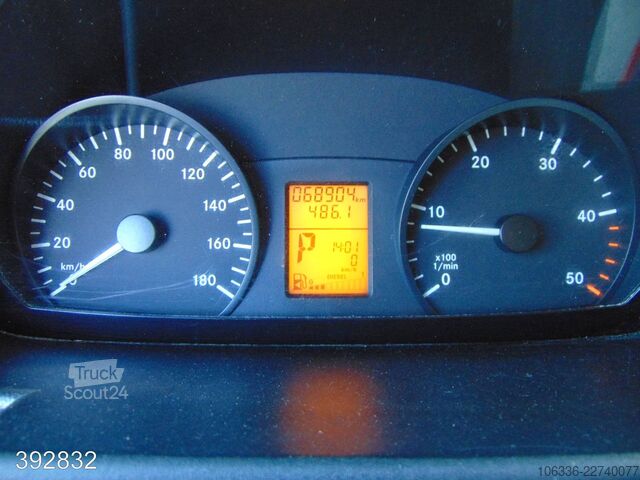 Transporter mit Koffer MERCEDES-BENZ Sprinter 310 CDI Maxi / SAXAS-COC-Kamera-Regal