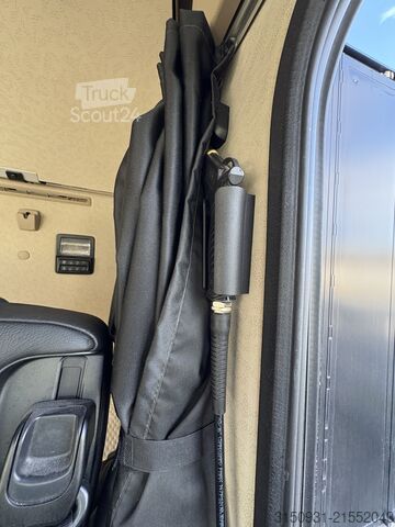 Standard SZM Mercedes-Benz Actros 1851 BIGSPACE, NRL4x2