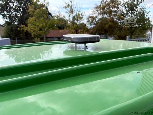 Mașină de tuns gazon autopropulsată John Deere 8900A