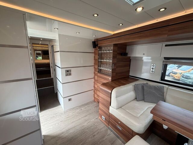 Autorulotă MERCEDES-BENZ 2651 STX Motorhome mit Garage, Pop-Pop-Out