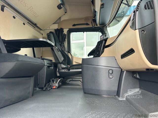 Бортовой грузовик MERCEDES-BENZ 2653 L 6x4 Actros 5 HiabXHipro232ES6 bis 16.90m