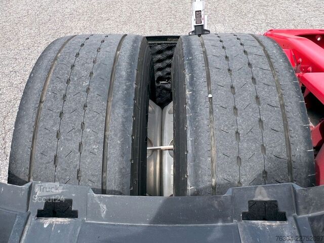 Volumen SZM DAF XG+ 480 FT LD