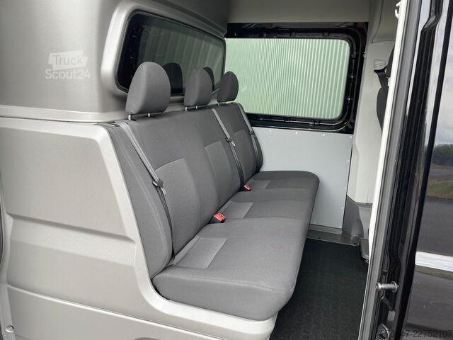 Duba panelată MAN TGE 3.180 L3H3 MIXTO 4x4 STANDHZ ACC LENKRADHZ