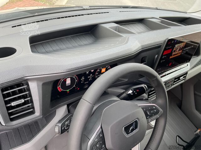 Duba panelată MAN TGE 3.180 L3H3 MIXTO 4x4 STANDHZ ACC LENKRADHZ