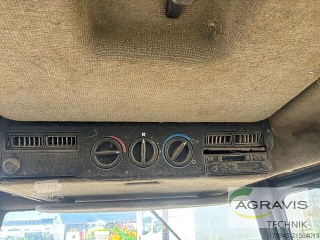 Traktor Case IH 844 XLA