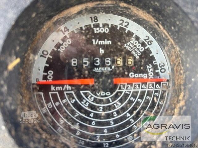 Traktor Case IH 844 XLA