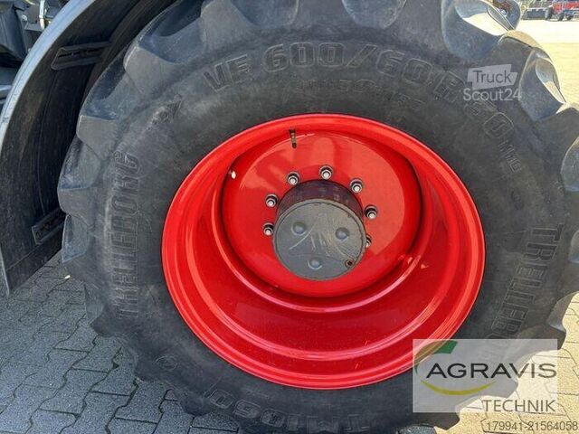 Traktor Fendt 718 VARIO S4