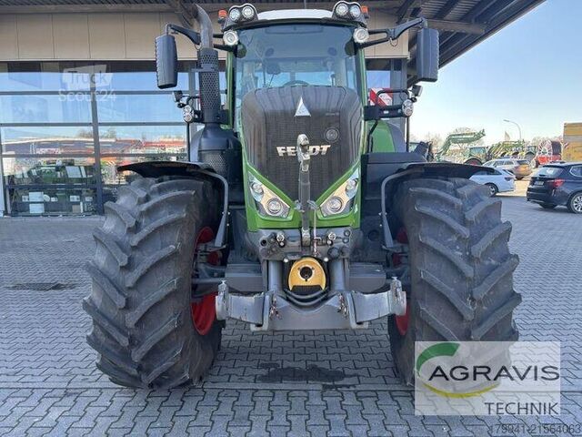 Traktor Fendt 828 VARIO S4