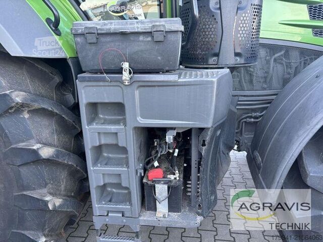Traktor Fendt 828 VARIO S4