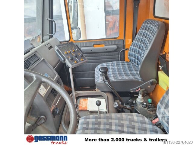 Speciallastbil Unimog U 130 4x4, Kipper, Zapfwelle vorne+hinten,