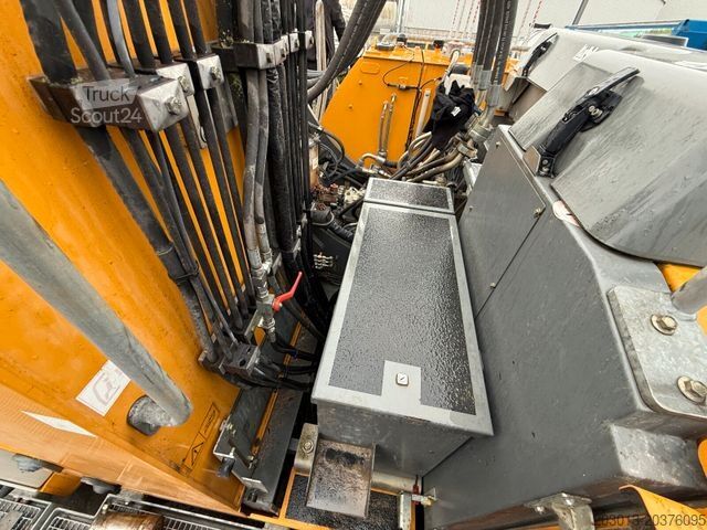 Lánctalpas kotrógép LIEBHERR LH40C Litronic Industry Long reach 43 Ton