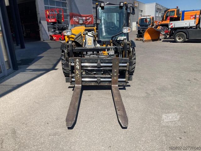 Chariot télescopique JCB 525-60HI-VIZ
