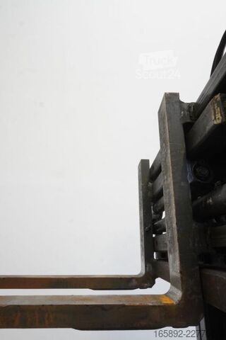 възможен мотокар Linde E 16 EVO 386-02