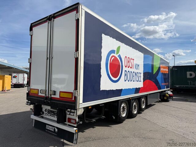 Úžitkové vozidlo Schmitz Cargobull 3 Achs Tiefkühl 2x Liftachse ALCOA 7.065h TÜV
