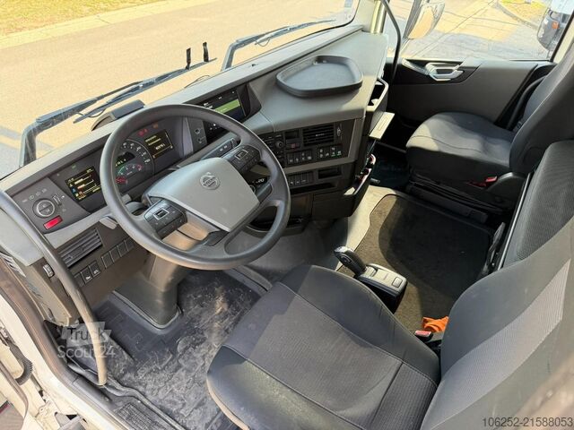 Camión grúa Volvo FH 460 6X4 + (26.5m) CRANE COPMA 530.7 + FlY-JI...